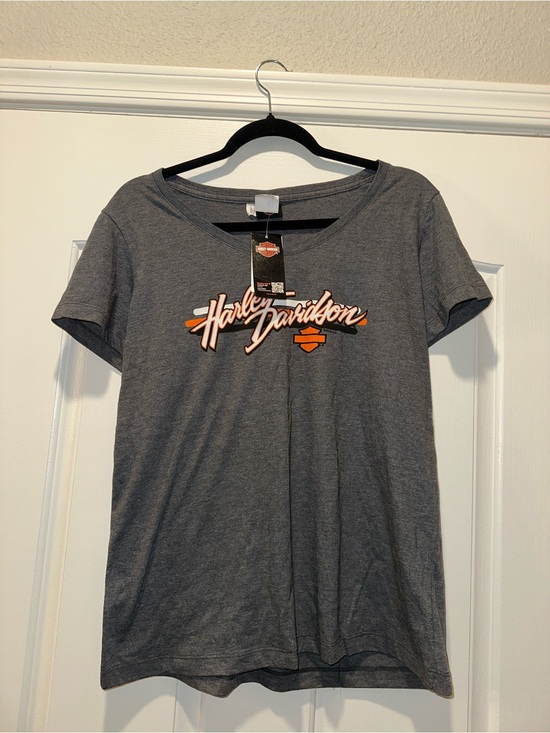 Harley-Davidson Tops - NWT Harley-Davidson Short Sleeve Logo Tee Giza Egypt size large heather gray